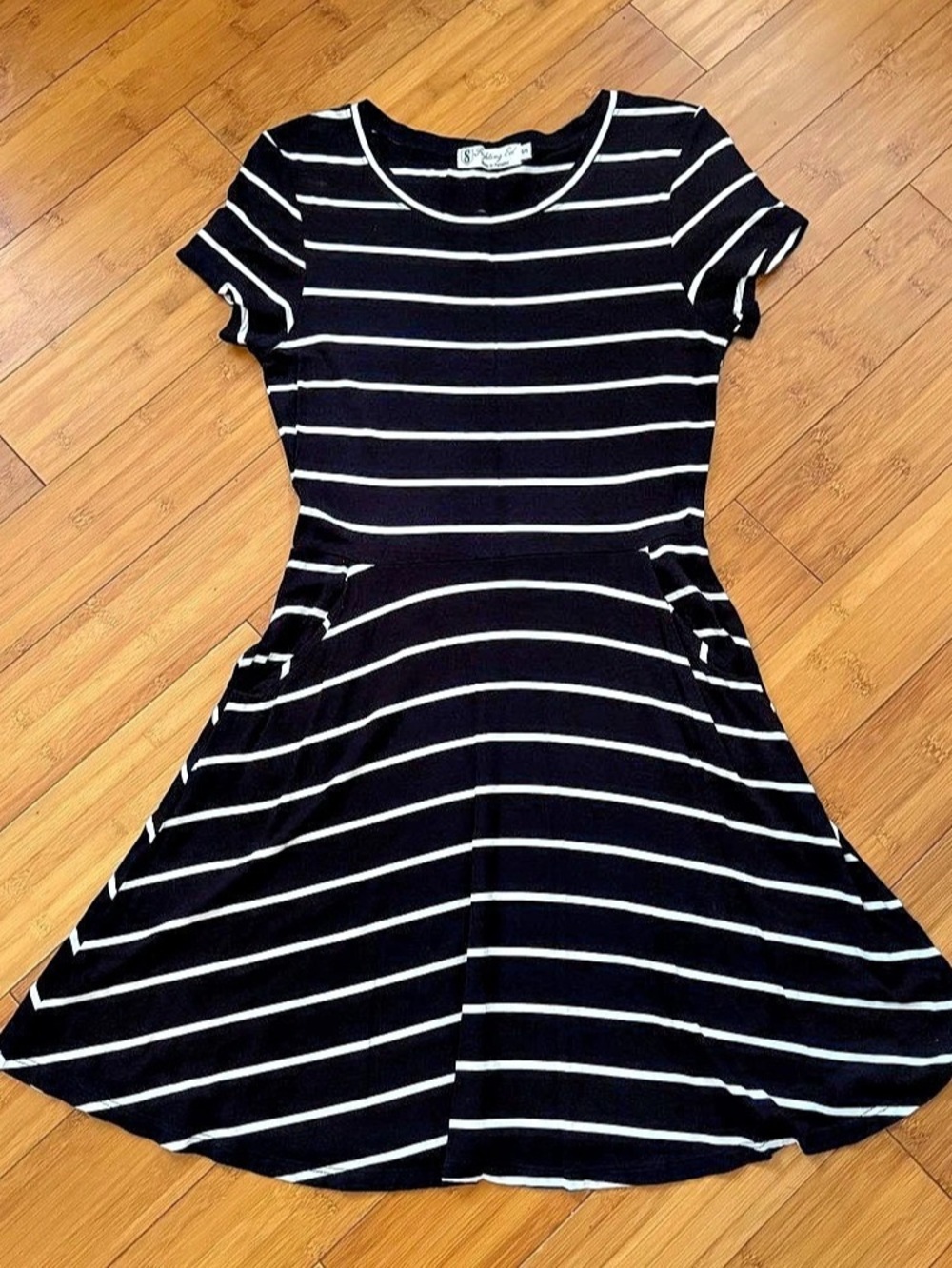 Fighting Eel Striped Mini Dress in Black & White Size Small